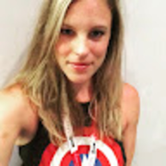 Meet your Posher, Crystal - Picture 1 of 1